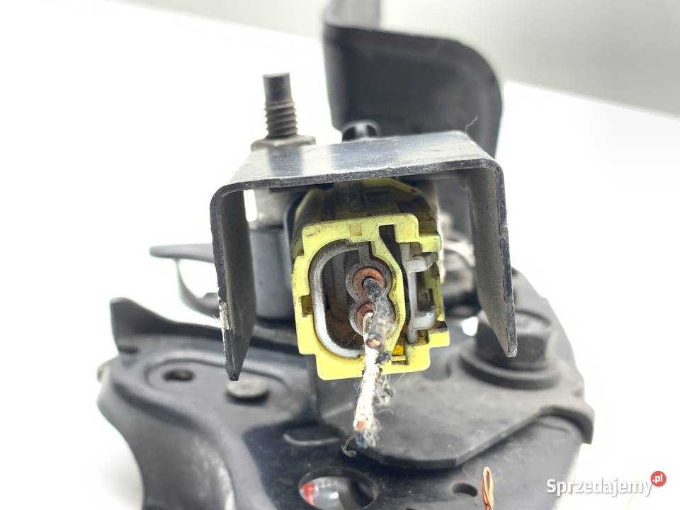 ZAMEK MASKI PRZÓD NISSAN JUKE F15 Crossover Części samochodowe