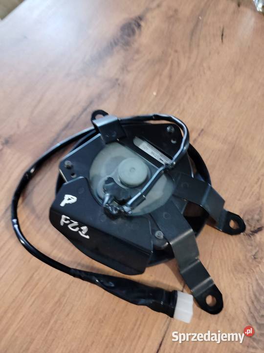 Yamaha FZ1 Fazer S 0611 Wiatrak wentylator prawy Żerniki sprzedam