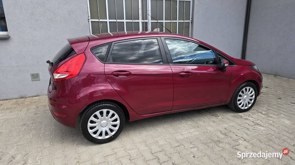 Ford Fiesta 125 Celebration manualna