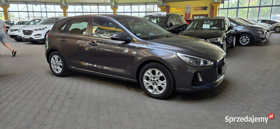 Hyundai i30 OPIS W podanej roczna gwarancja III przyciemniane szyby śląskie Mysłowice sprzedam