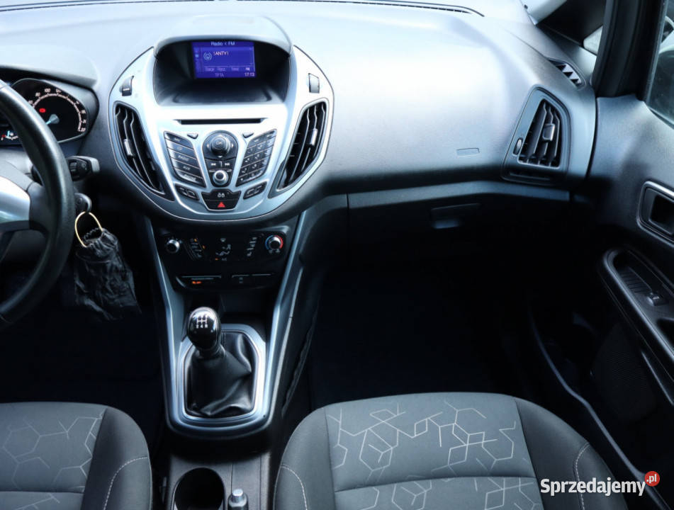 Ford B 10 EcoBoost gniazdo USB