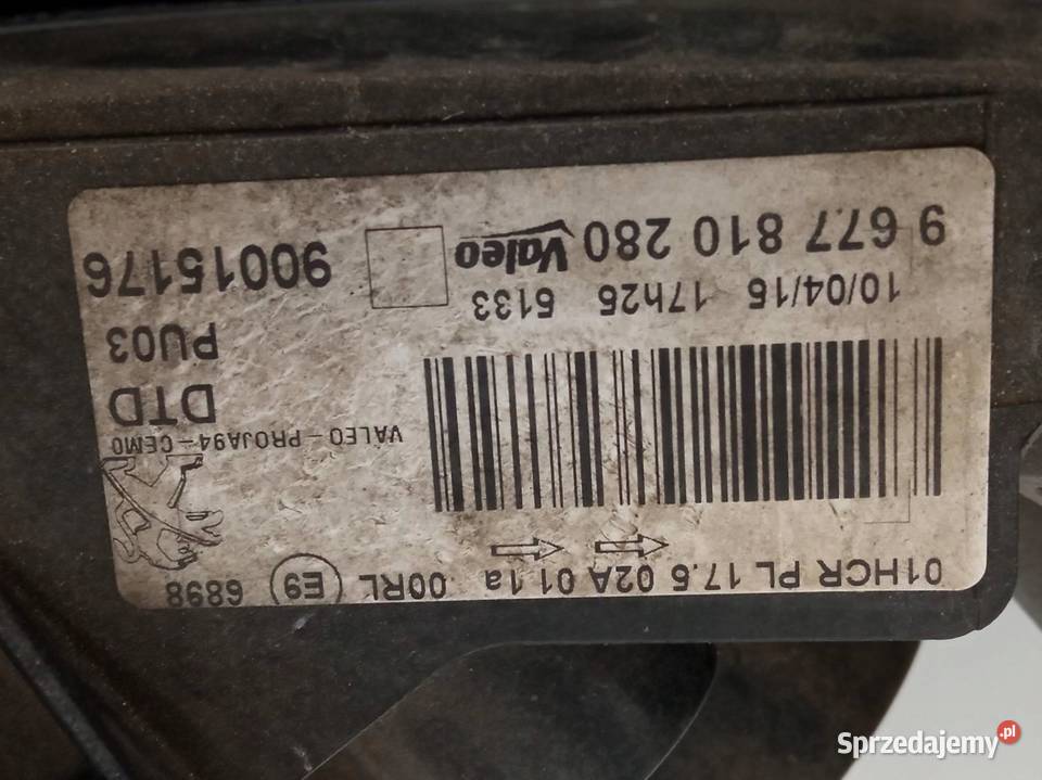 LAMPA PRZÓD PRAWA EUROPA 9677810280 Peugeot 2008