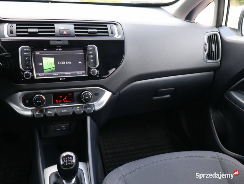 Kia Rio 14 CVVT nawigacja Piaseczno
