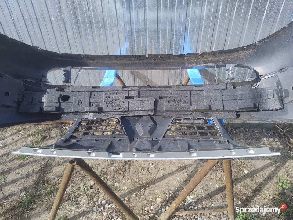 ZDERZAK PRZÓD PRZEDNI RENAULT MEGANE II
