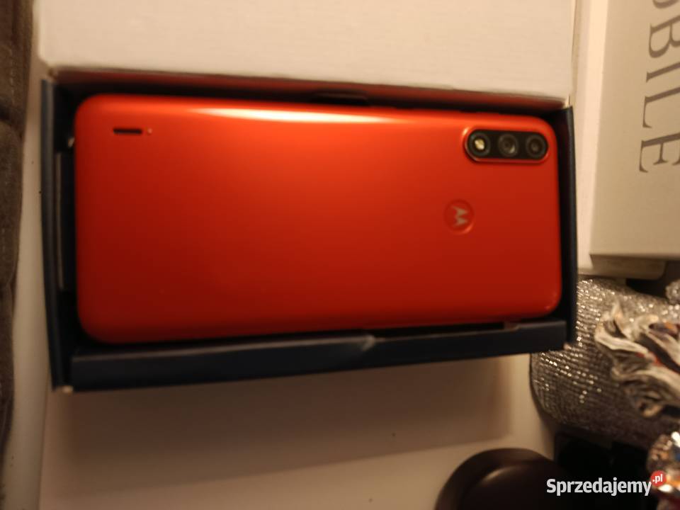 Telefon Motorola E7 i powerpęknieta szybka Poznań