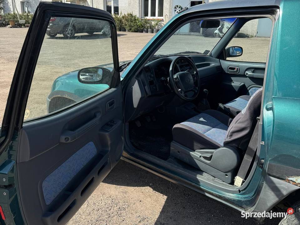 Sprzedam auto 4x4 Toyota Rav4 nieuszkodzony
