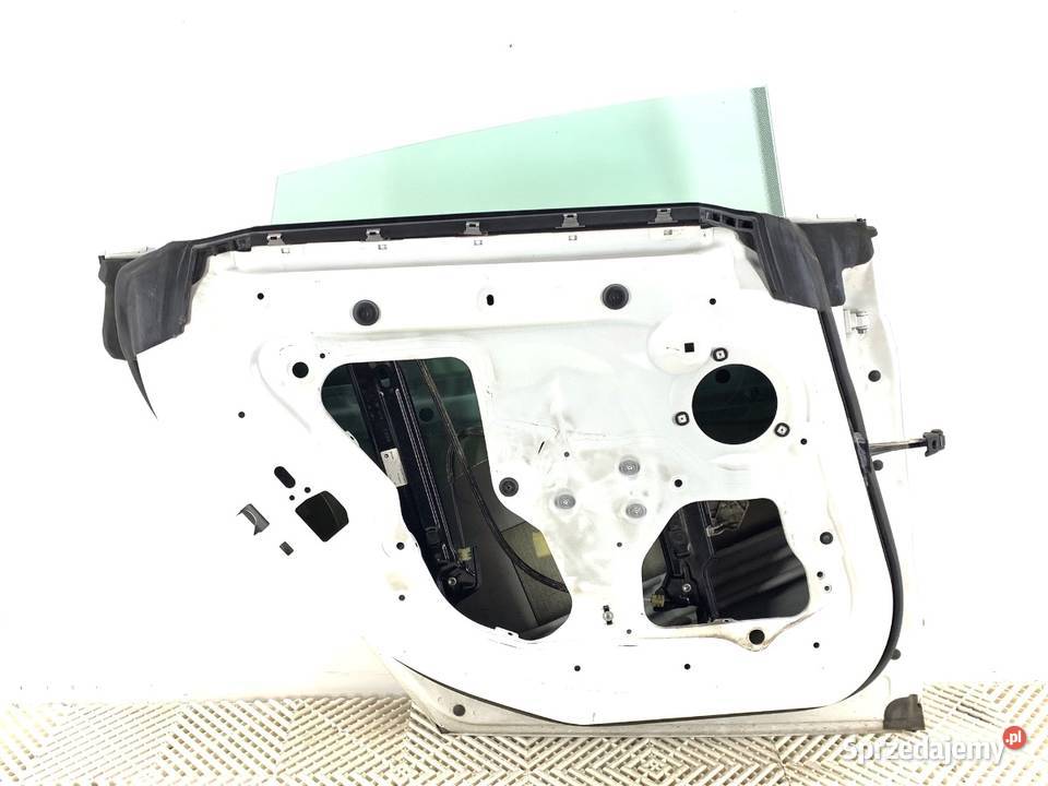 DRZWI LEWY TYŁ BMW F34 Hatchback Alpinweiss III Karoseria