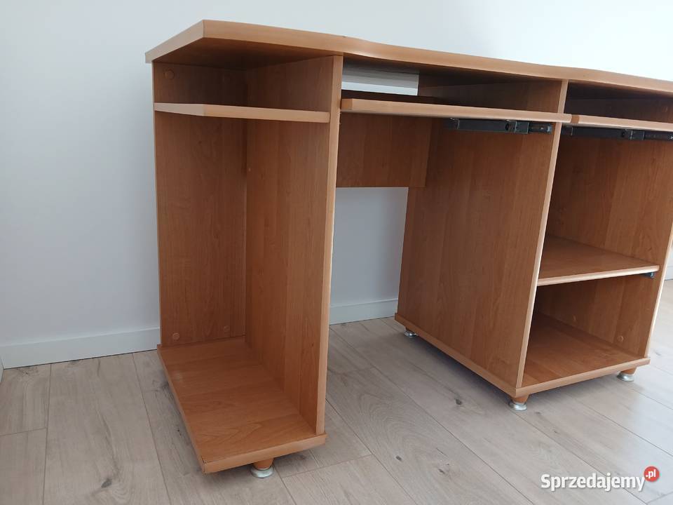 Biurko do pracy pod komputer