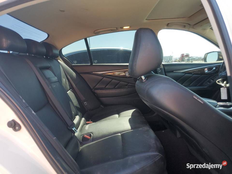 2017 INFINITI Q50 LUXE Rok produkcji 2017