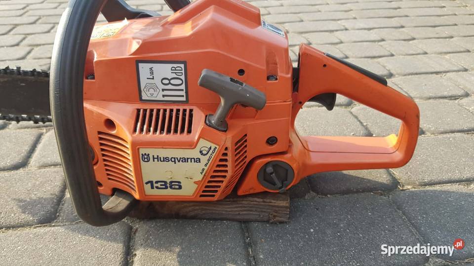 Husqvarna 136