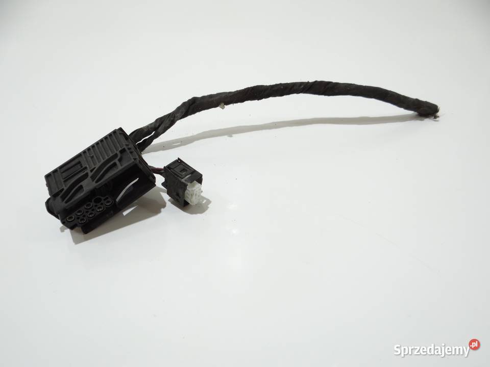 KOSTKA WTYCZKA LAMPY BMW E60 E61 PRZÓD H7 Lampy przednie Oświetlenie Strzyżewice