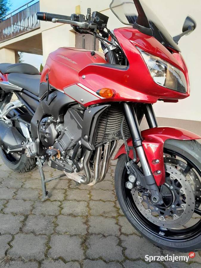 yAMAHA FZ1s ABS 2 właściciel ładny stan gotowa Rok produkcji 2011 Mroków