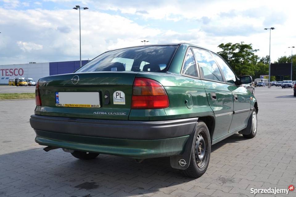 OPEL ASTRA CLASSIC FILM Opel Mielec