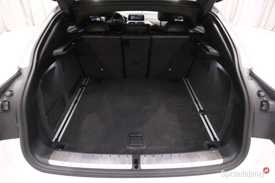 BMW X4 XDRIVE20D 2021 199500 3 190 X4