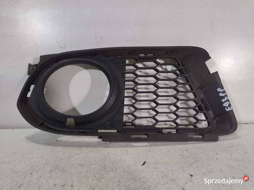 KRATKA HALOGENÓW PRAWY PRZÓD BMW E93 8041182 sprzedam