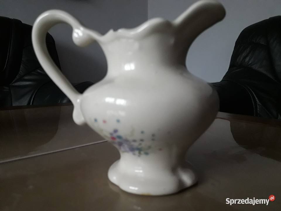Komplet dzbanków porcelanowych Janów Lubelski