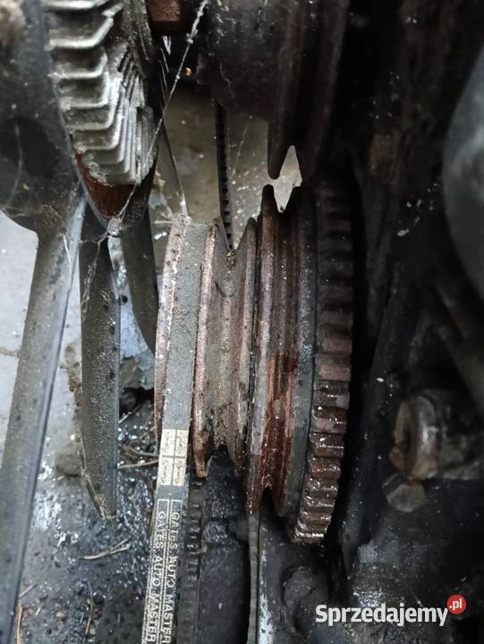 BMW e30 Mocowanie pompy wspomagania kolo pasowe osobowe Jastrzębia Góra sprzedam