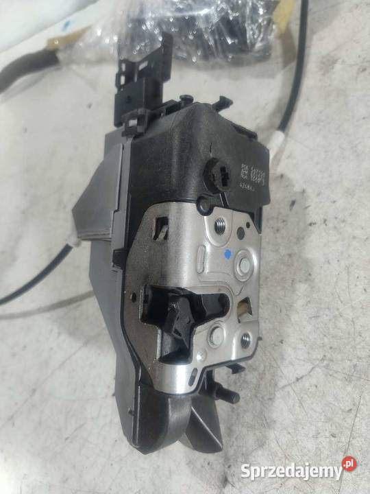 ZAMEK DRZWI LEWY PRZÓD 6 PIN PEUGEOT 308 T7