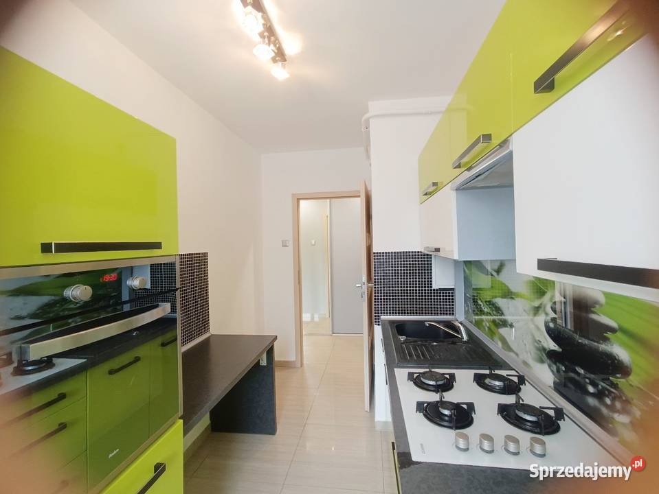 CentrumPlac Wolności2 pokoje balkon1 piętro udział Rybnik sprzedam