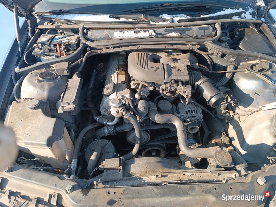 BMW E46 M43 kombi podgniły na graty aluminiowe felgi Osieck