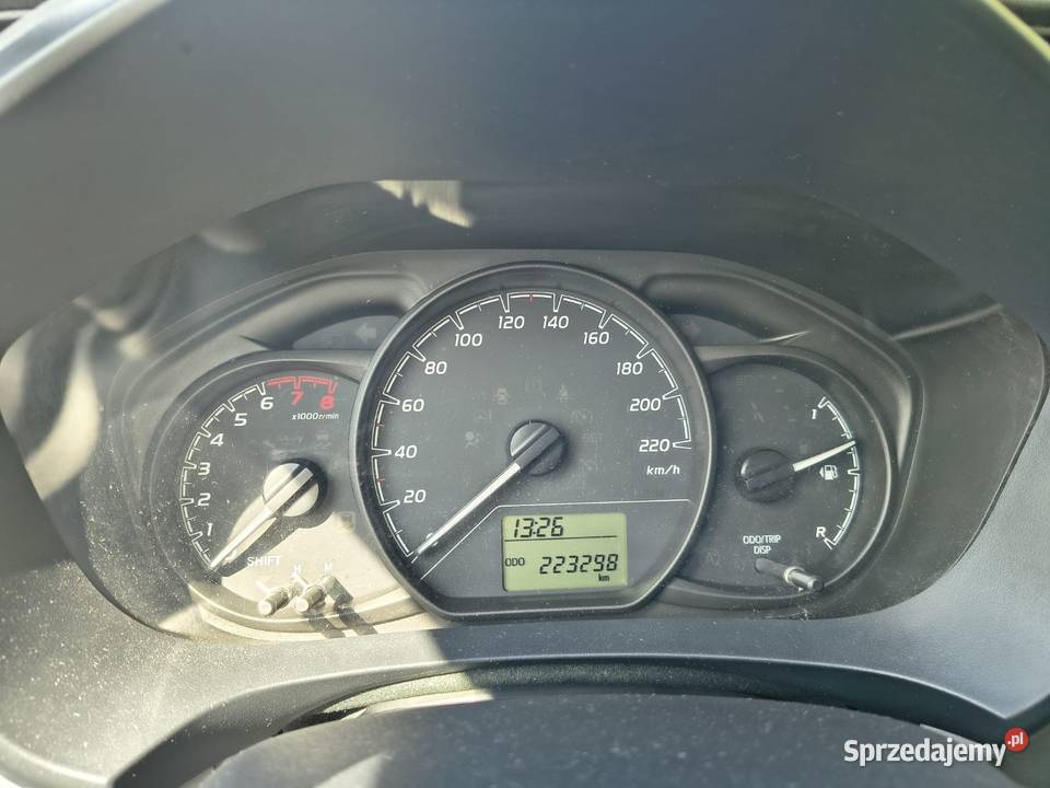 Toyota Yaris 15 2020 4/5 sprzedam