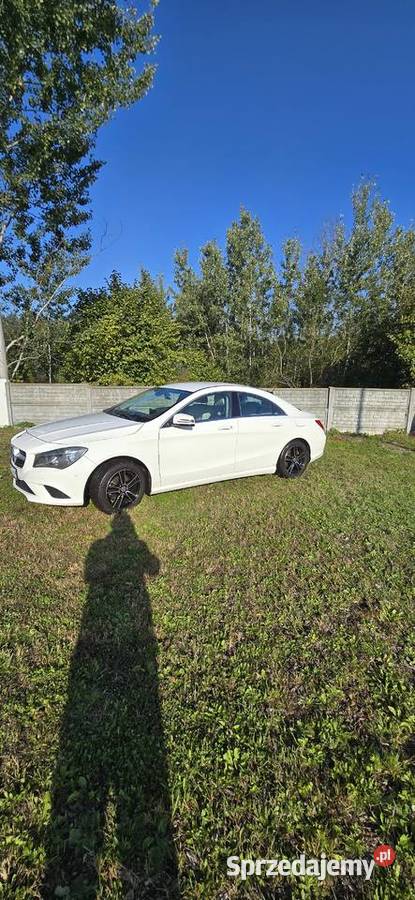Mercedes cla biały perła