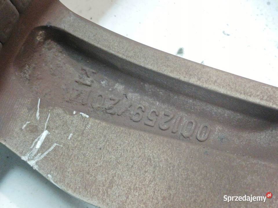 FELGA ALUMINIOWA R18 5X1143 ET39 OC64MM 18X75J