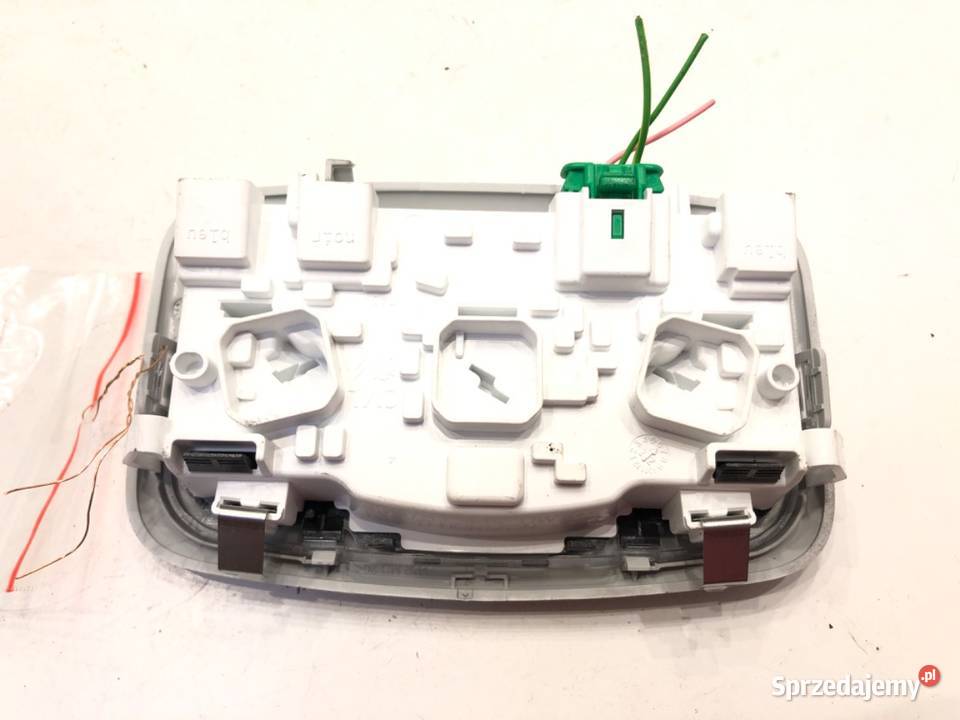 LAMPKA SUFITOWA CITROEN C4 III 96781444UW