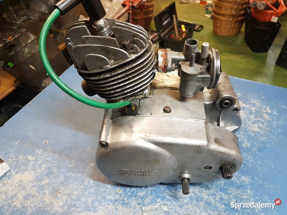 SILNIK KOMAR 025 T100 Mogilno