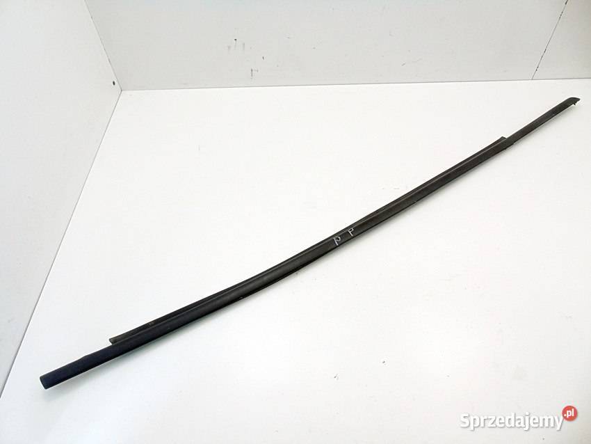 Uszczelka parapet zewnętrzny szyby prawy przód osobowe Sosnowiec