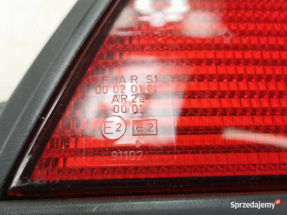 LAMPA PRAWY TYŁ PEUGEOT 306 19932002 VALEO sprzedam
