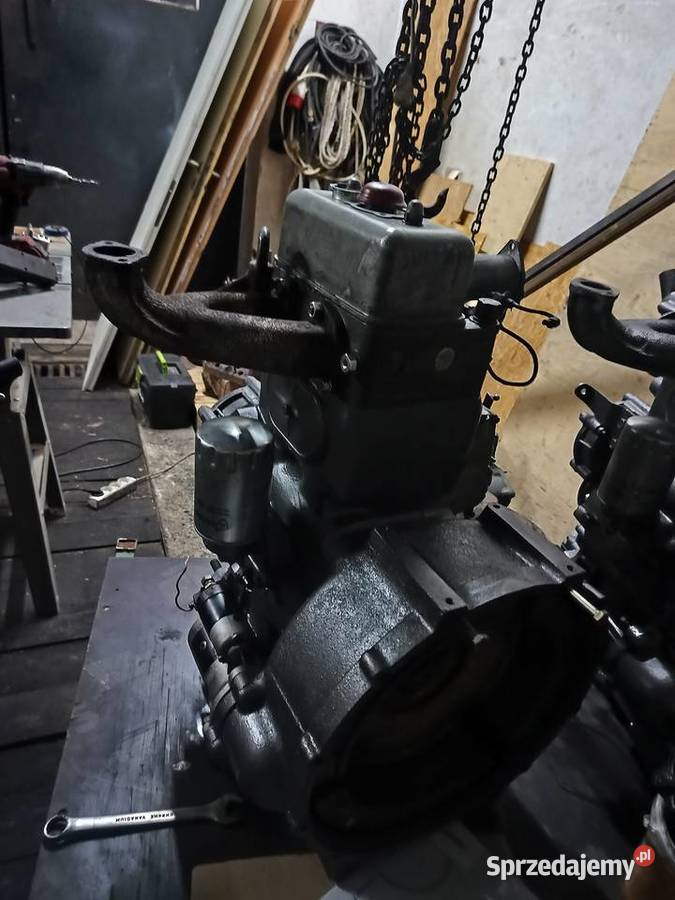 Sprzedam 2 silniki c 330 Skierniewice sprzedam