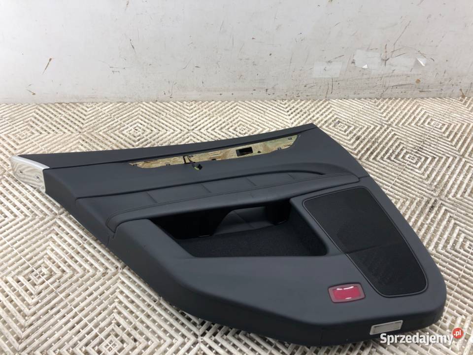 BOCZEK DRZWI LEWY TYŁ MERCEDES C218 Hatchback osobowe