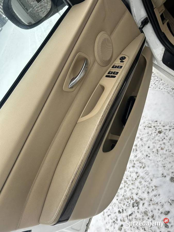 Sprzedam BMW E90 2010lift 143KM łódzkie Wielgomłyny