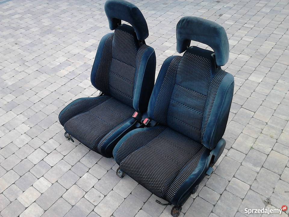 Fotele kanapa Toyota Corolla E9 GTi AE92 Józefin