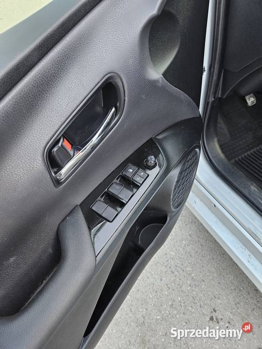 2021 Toyota Prius AWD elektryczne lusterka Prius Żywiec
