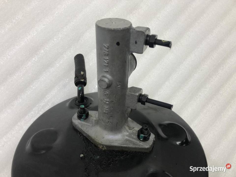 SERWO HAMULCOWE 585001J150 HYUNDAI I20 osobowe