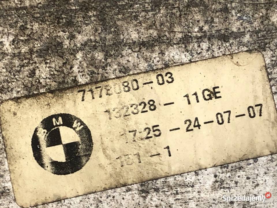 BELKA ZDERZAKA PRZÓD BMW E61 0410 WZMOCNIENIE