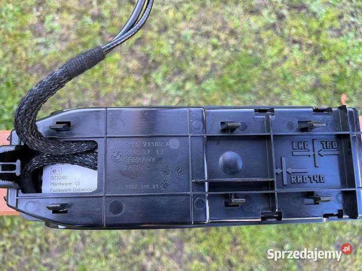 Grill Nerki BMW E90 uchwyt na trójkąt adapter na