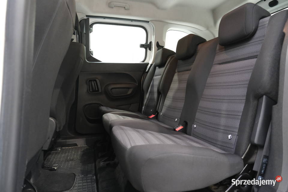 OPEL COMBO 2020 149900 ccm 102 mazowieckie Warszawa