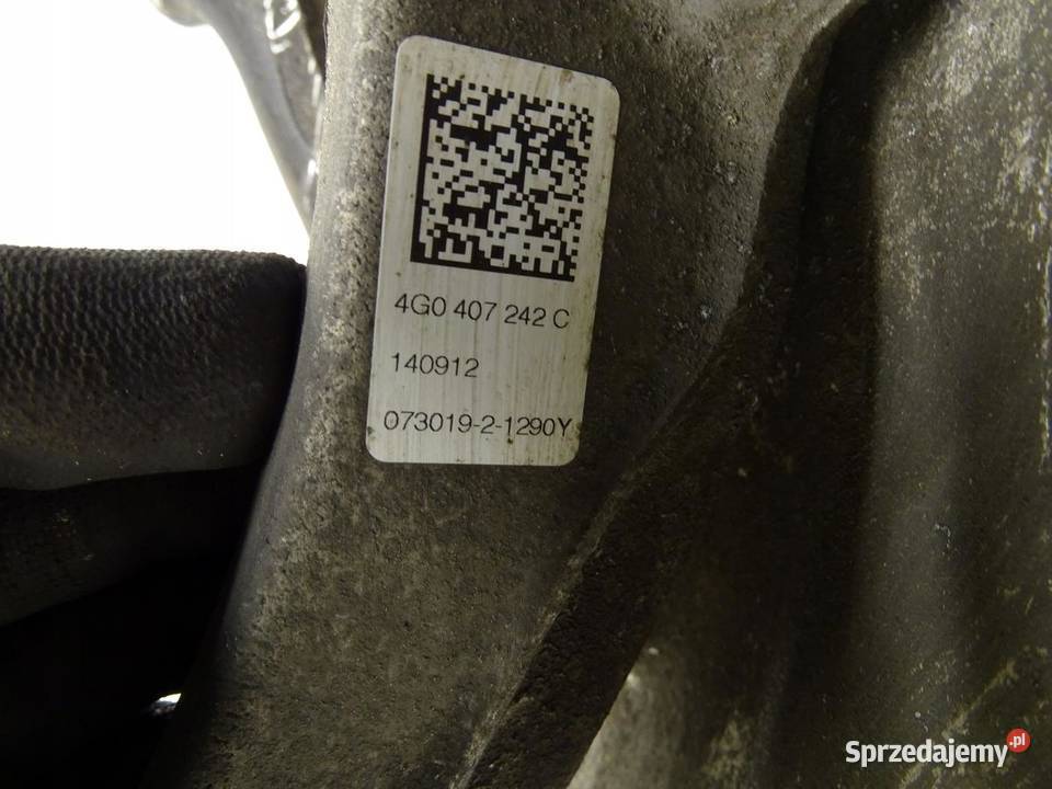 ZWROTNICA PIASTA PRAWA PRAWY PRZÓD AUDI A4 B8 A5