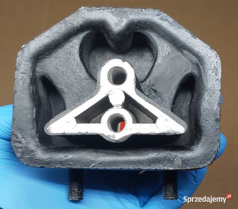 POUDUSZKA SILNIKA OPEL KADETT E 0684263 Mielęcin