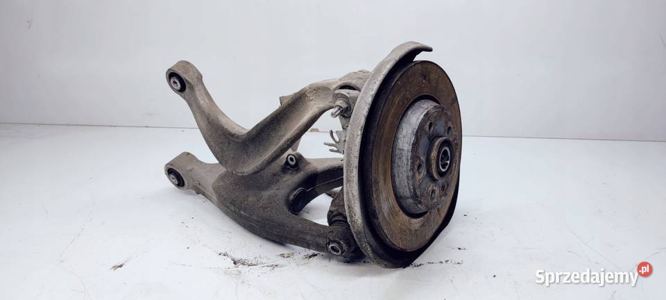 ZWROTNICA PRAWY TYŁ AUDI A4 A6 C7 A7 8K0505432AR osobowe Przystajń