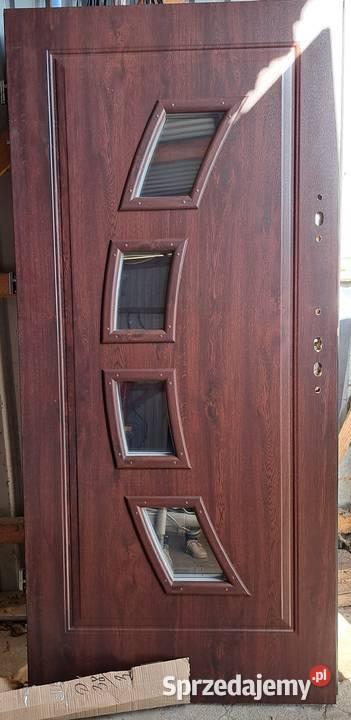 Drzwi zewnętrzne prawe KMT Drzwi zewnętrzne Drzwi Pułtusk