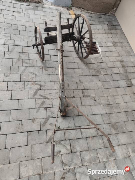 Zabytkowe kolca do pługa konnego pług konny Przeworsk