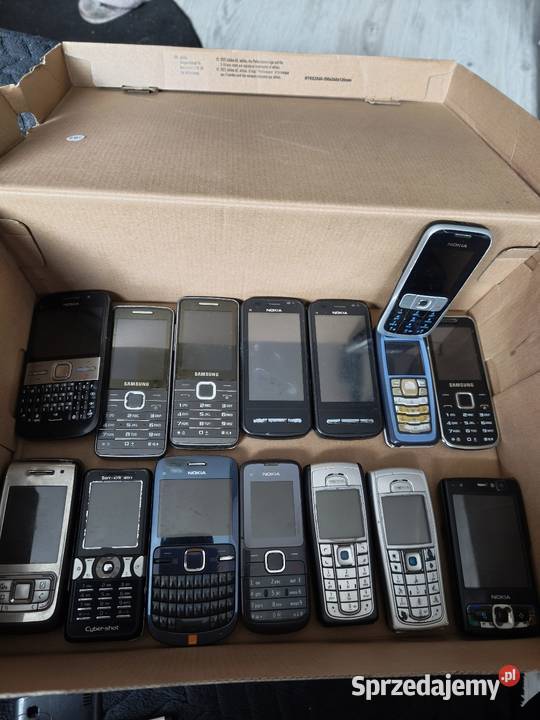 Sprzedam starsze telwfony Sosnowiec