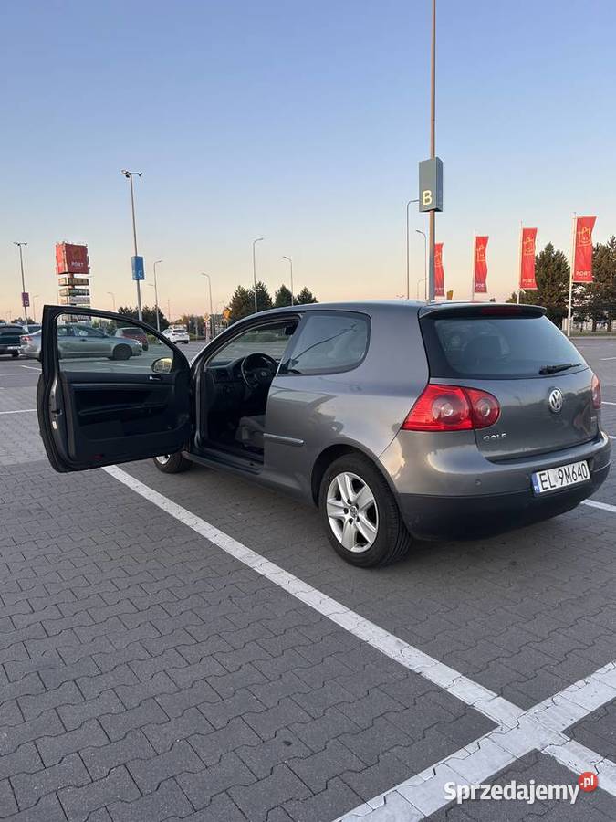 Volkswagena Golfa V z 2005 roku Łódź sprzedam