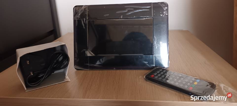Telewizorek z funkcją ramki cyfrowej Elonex Lublin