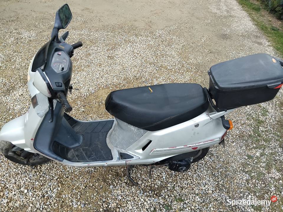 Skuter Peugeot Sv 125 2t zarejestrowany Peugeot Konina sprzedam