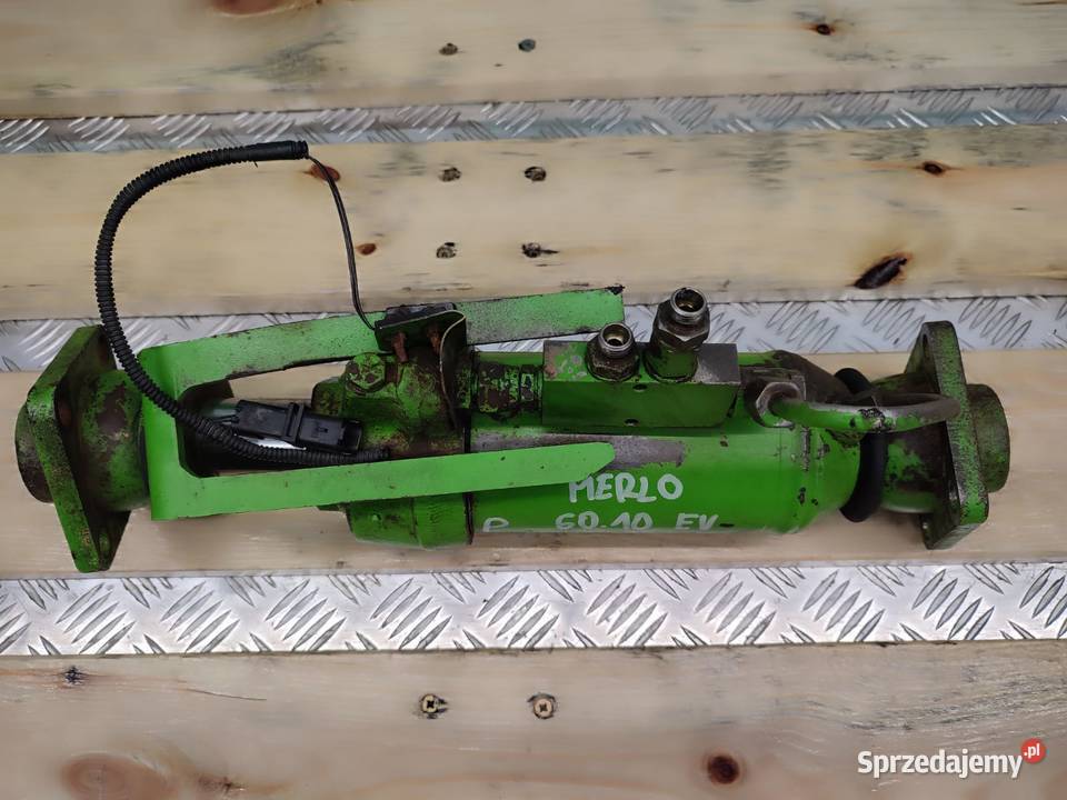 Siłownik hydrauliczny stabilizacji osi MERLO P Wilkowo